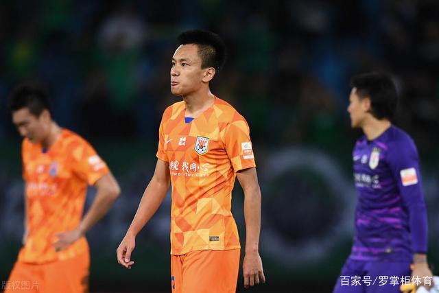 WTA雅典站-郑钦文0-2不敌三号种子 交锋首败无缘四强